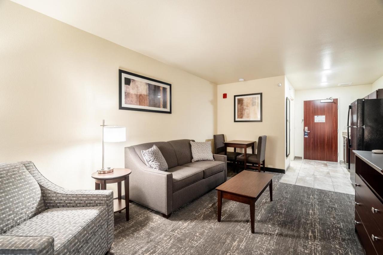 Cobblestone Inn & Suites - Kermit エクステリア 写真